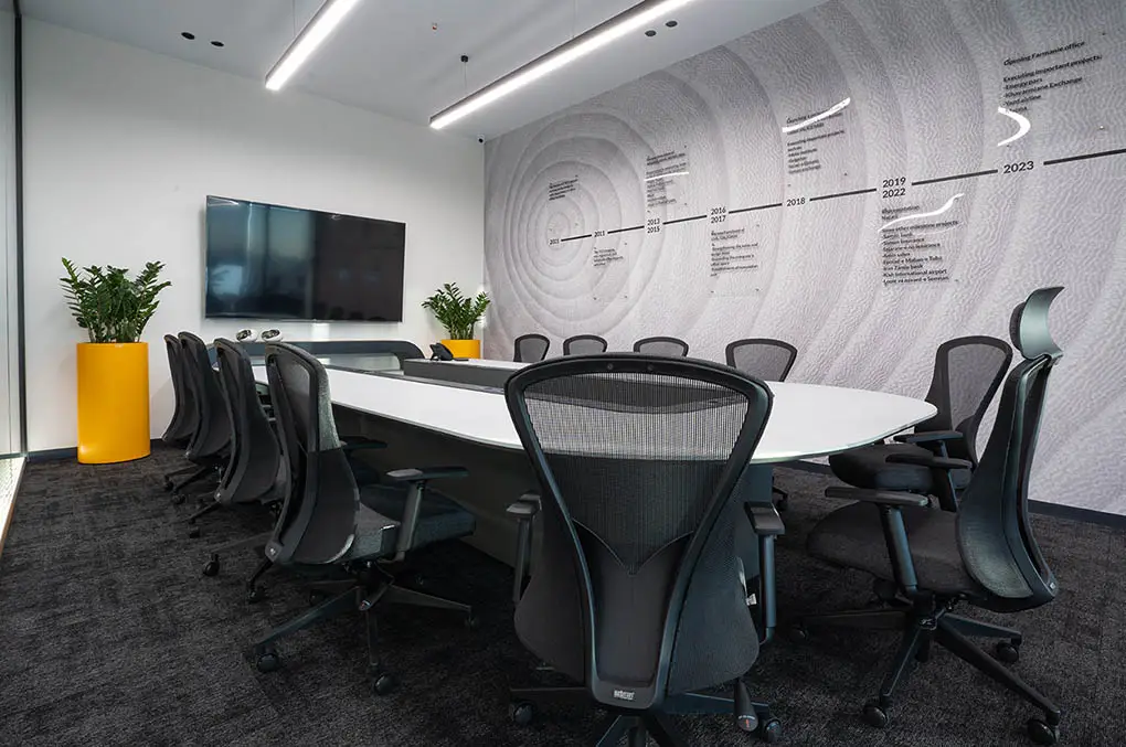 سلامت و بهبود کارایی کارکنان با صندلی کنفرانس