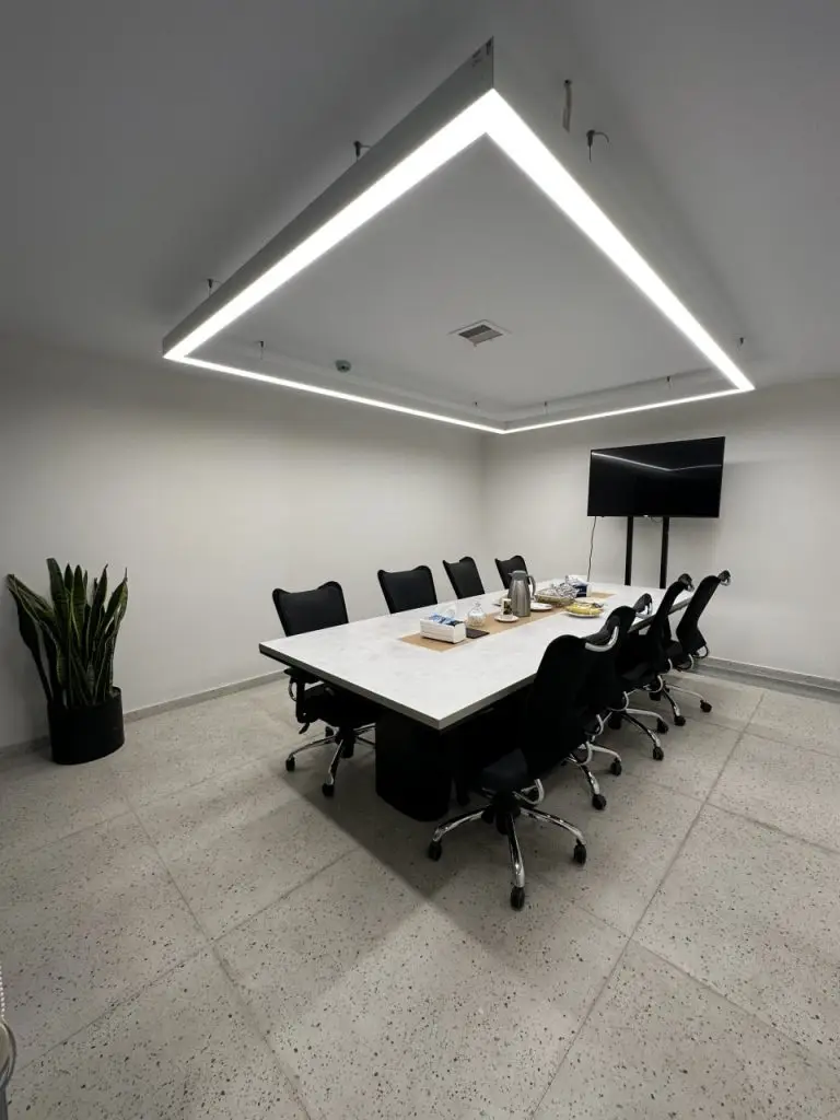 مزایا و معایب صندلی‌های اداری