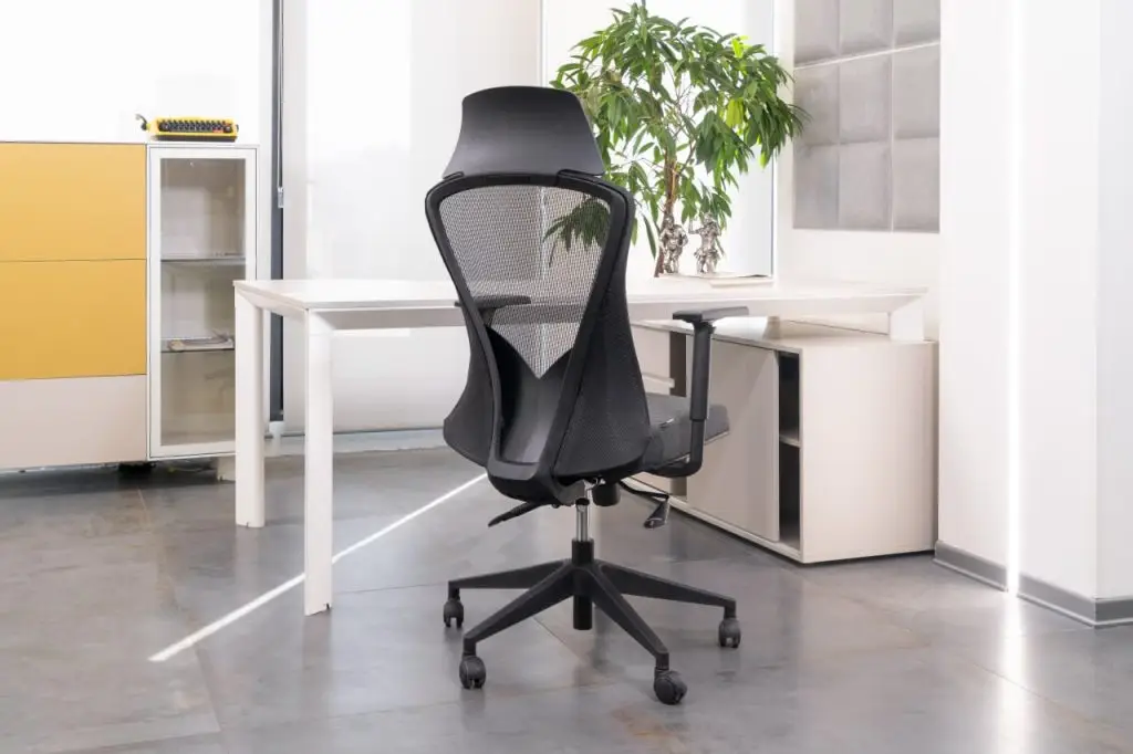 ابعاد صندلی اداری استاندارد چه مقدار است